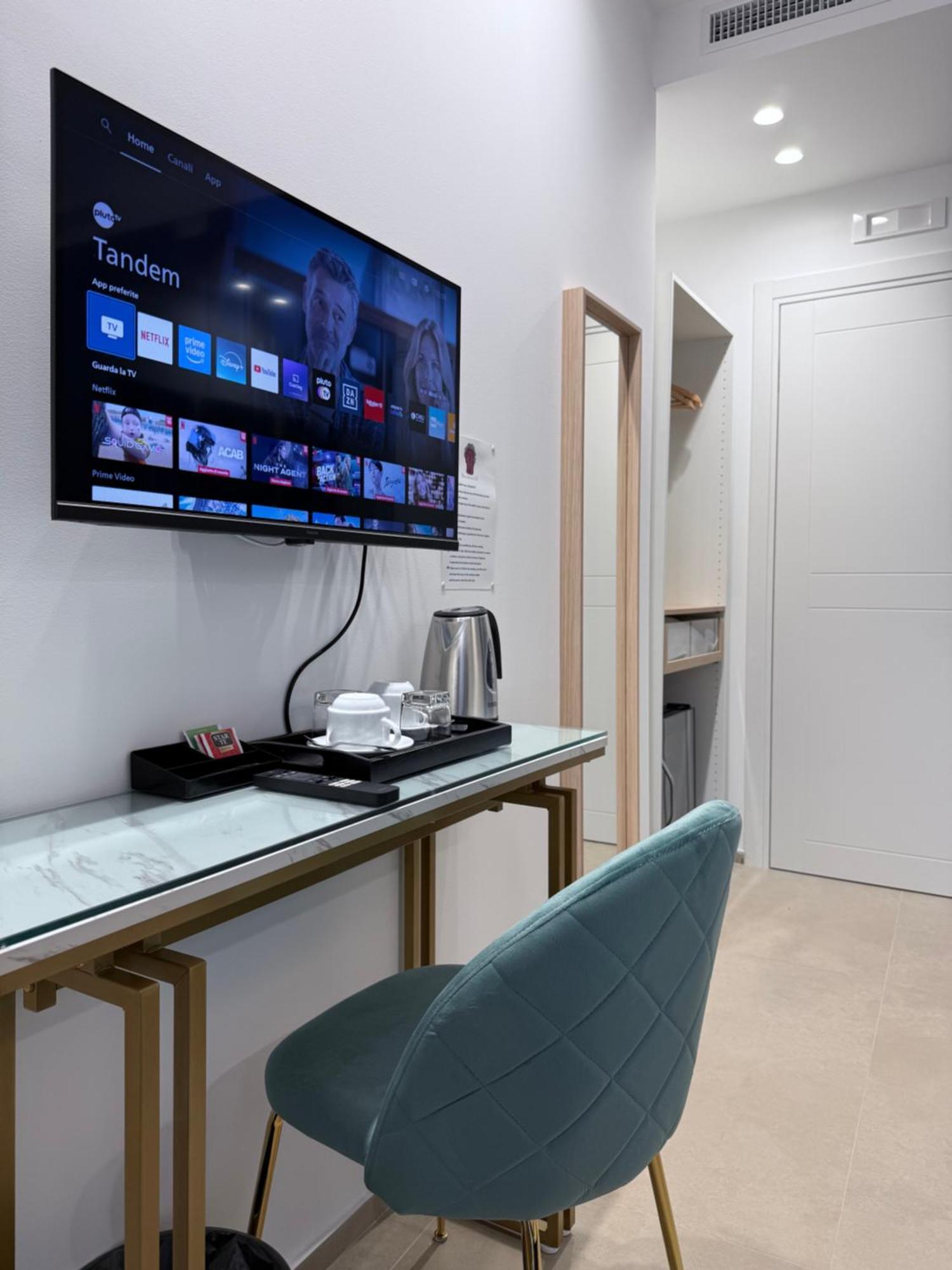 Santa Rosalia Suites Palermo Buitenkant foto